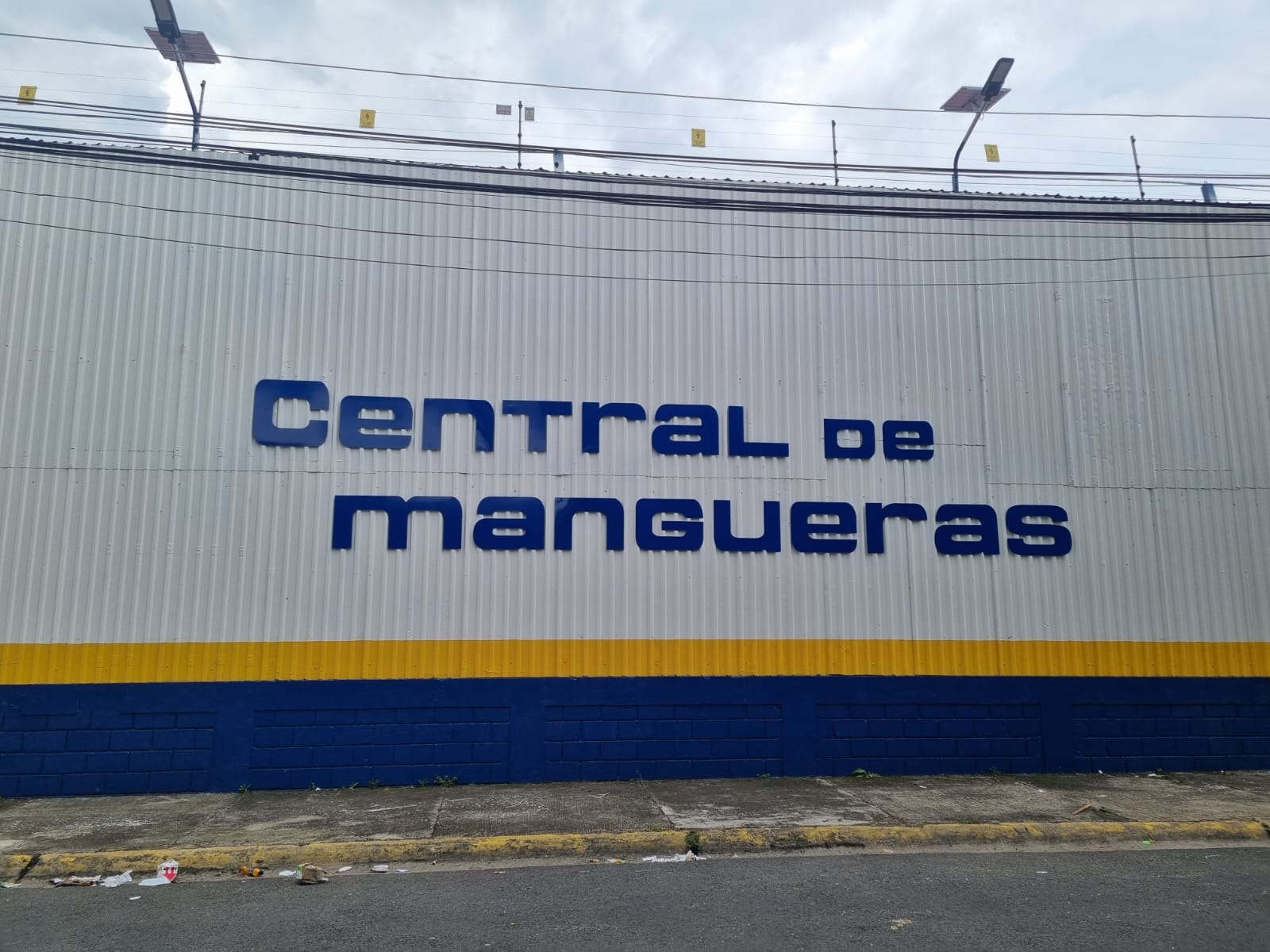 Letras en Aluminio Compuesto